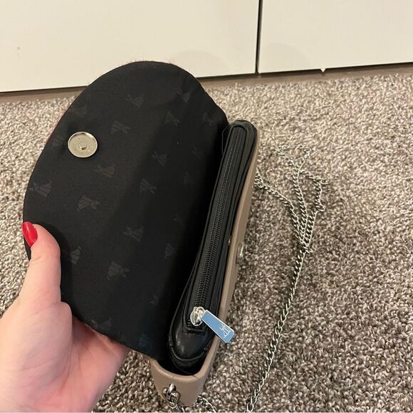 Beige and Plaid Women's Bag - Picture 7 of 11